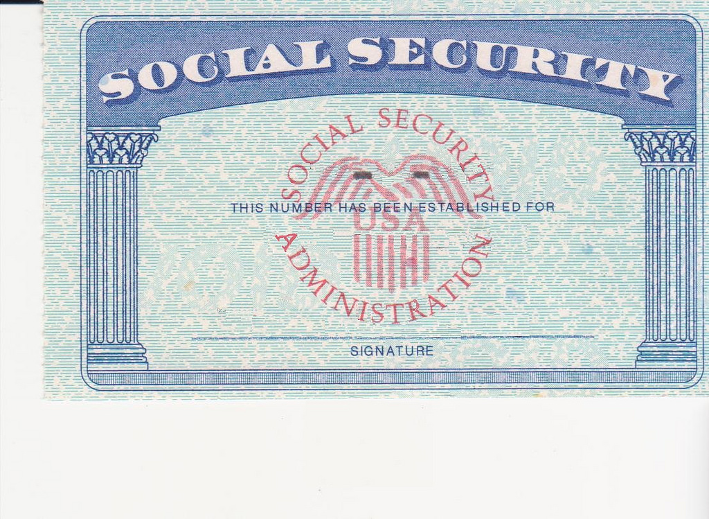 4-benefits-to-getting-a-new-social-security-card-apps400